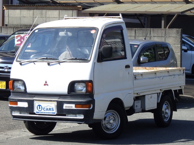 Mitsubishi Minicab Truck 1