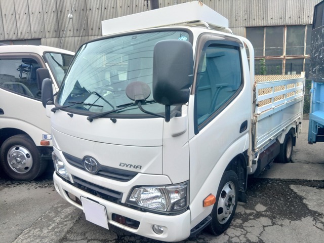 Toyota Dyna 1