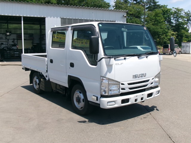 Isuzu Elf 1
