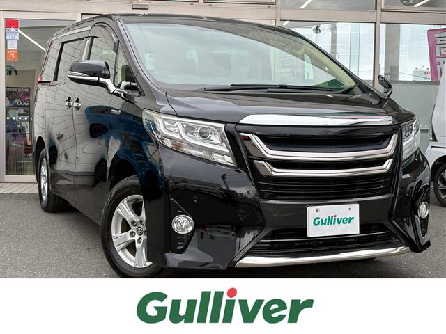Toyota Alphard 1