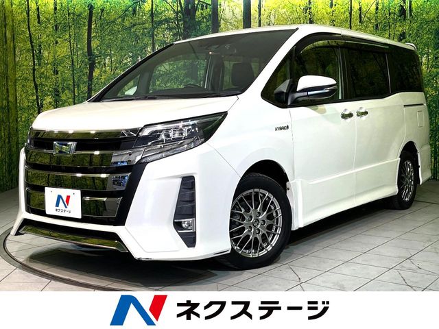 Toyota Noah 1