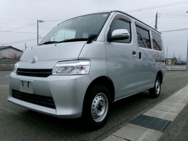 Toyota Town Ace Van 1