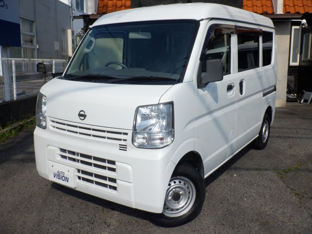 Nissan NV100 Clipper 1