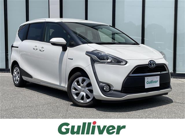 Toyota Sienta 1