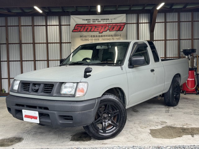 Nissan Datsun 1