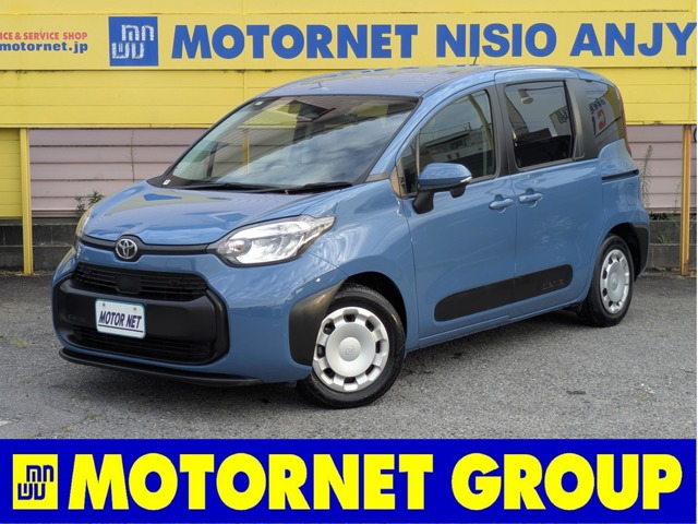Toyota Sienta 1