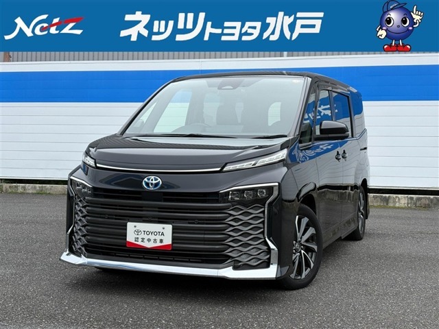 Toyota Voxy 1