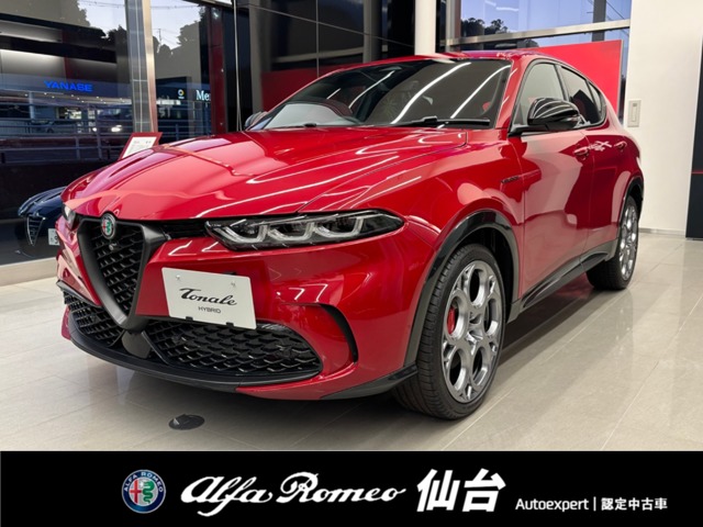 Alfa Romeo Tonale Hybrid Veloce, featuring Matrix LED headlights, digital meter, Carplay, 360° camera, black leather seats, ACC, seat heater, ventilation, Bluetooth connectivity, collision mitigation brake, smart key