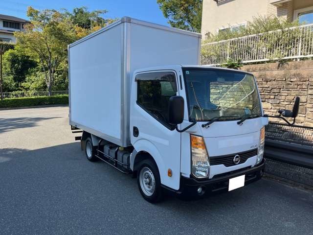 Nissan Atlas 1
