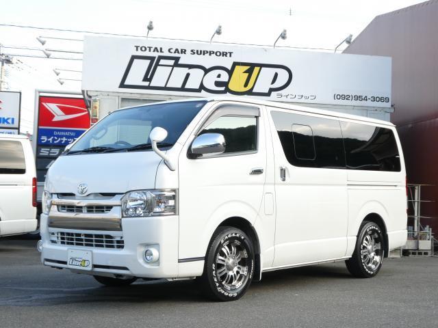 Toyota Hiace Van 1
