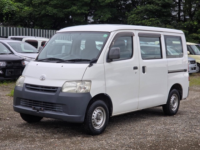 Toyota Town Ace Van 1