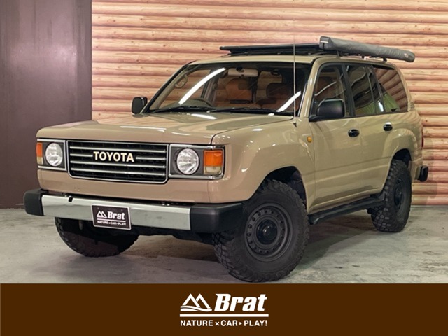 Toyota Land Cruiser 100 2