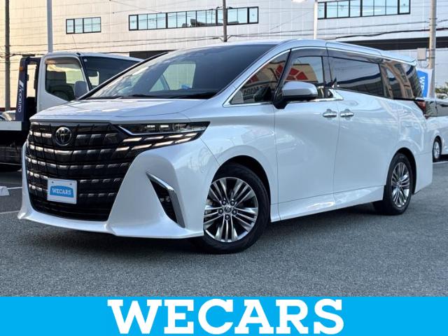 Toyota Alphard 1