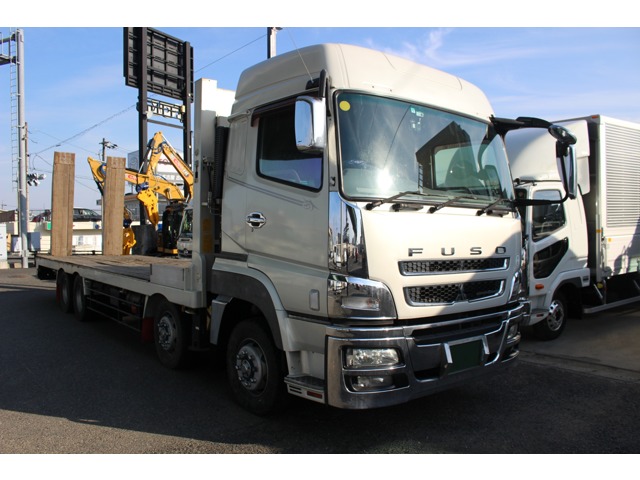 Mitsubishi Fuso Super Great 1