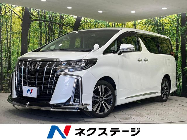 Toyota Alphard 1