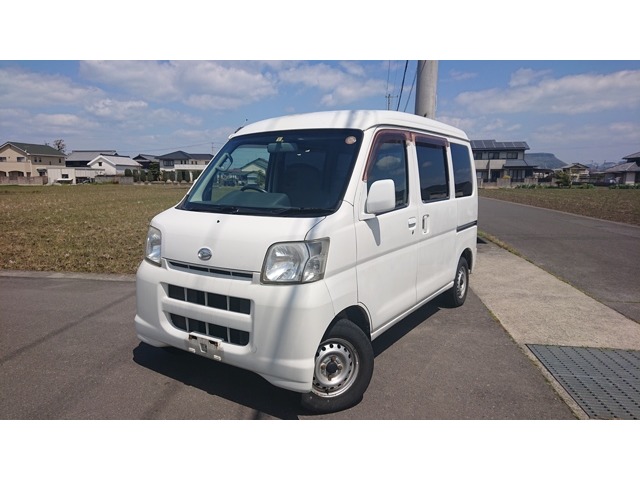 Daihatsu Hijet Cargo 1