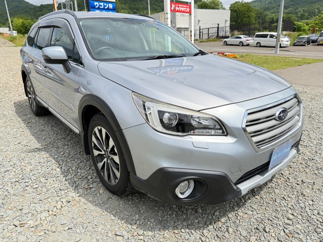 Subaru Legacy Outback 1