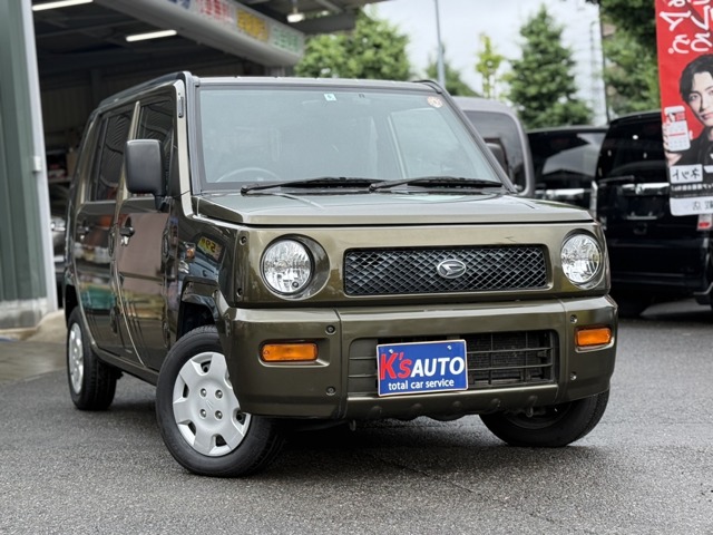 Daihatsu Naked 660 S Edition with 34,000 kilometers, round headlights, spare tire, detachable seats, 4-speed automatic, air conditioning, power-adjustable mirrors