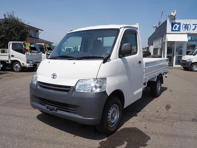 Toyota Light Ace Truck 1