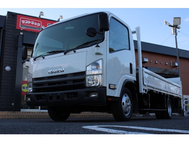 Isuzu Elf 1