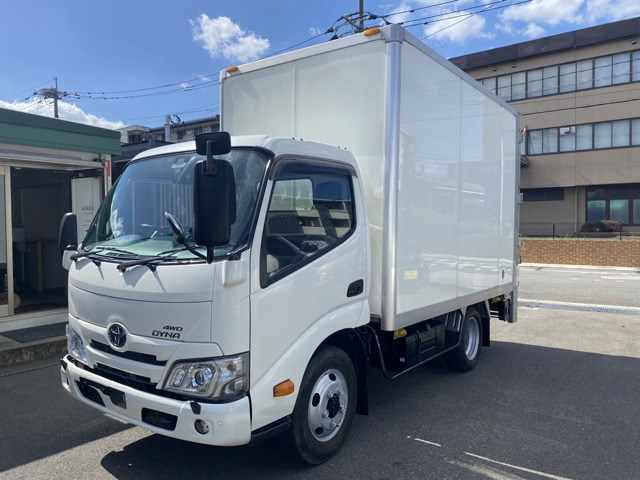 Toyota Dyna 1