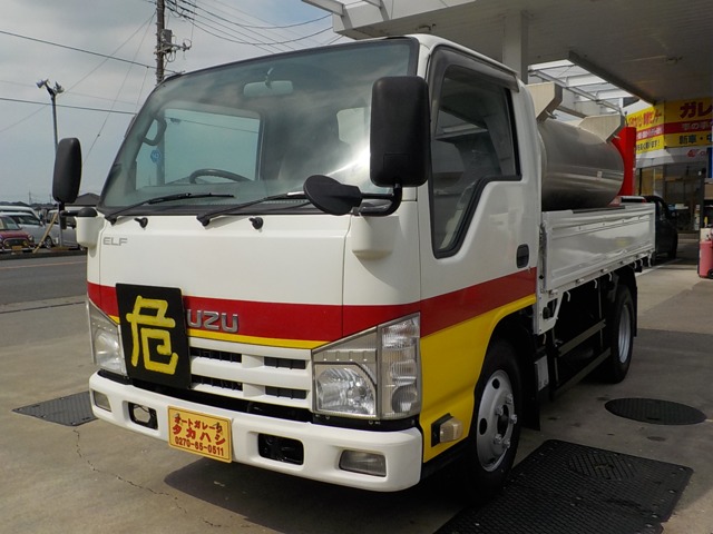 Isuzu Elf 1