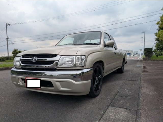 2002 Toyota Hilux