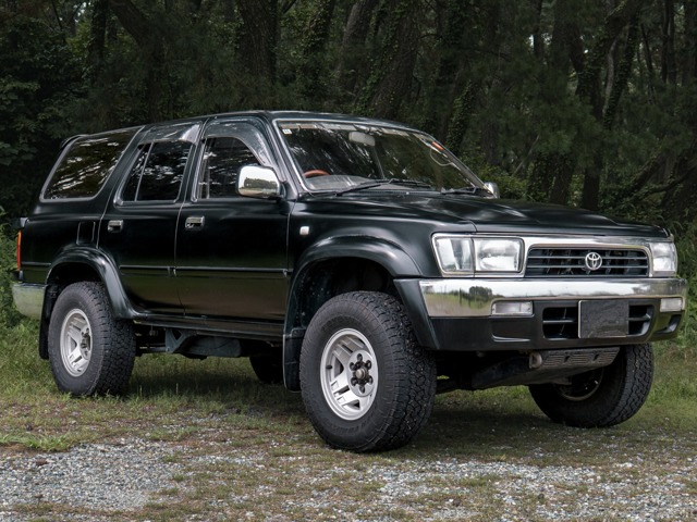 Toyota Hilux Surf 2