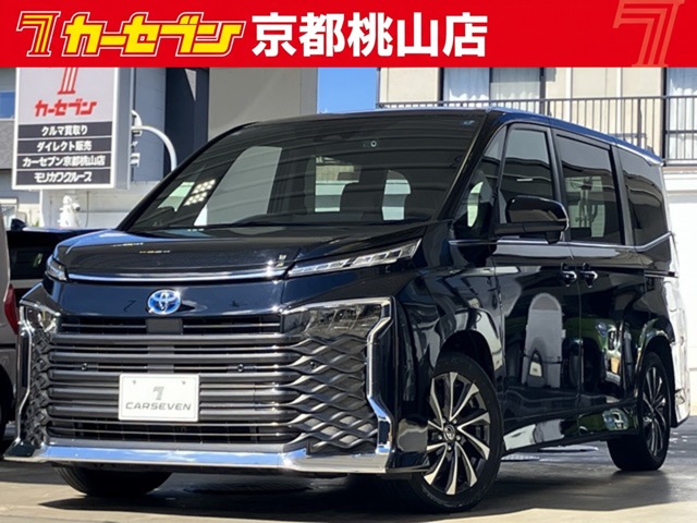 Toyota Voxy 1