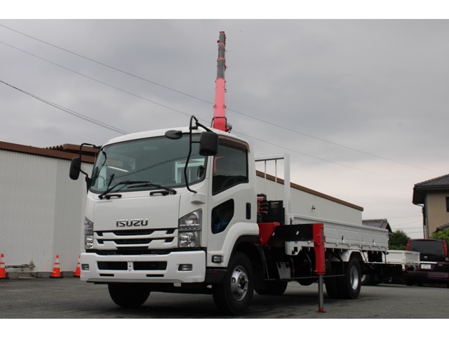Isuzu Forward 1