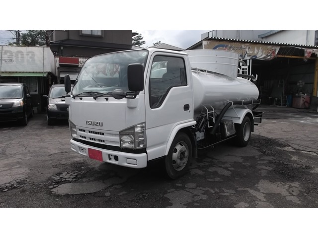 2008 Isuzu Elf