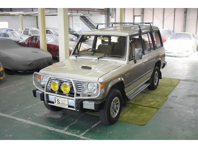 Mitsubishi Pajero 1