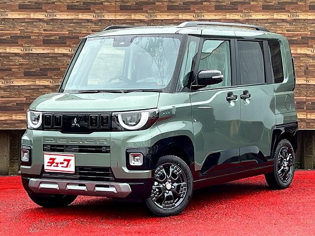 Mitsubishi Delica Mini 1