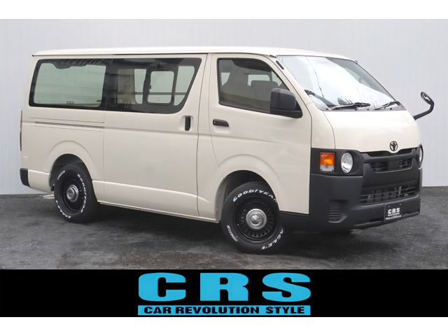 Toyota Hiace Van 1