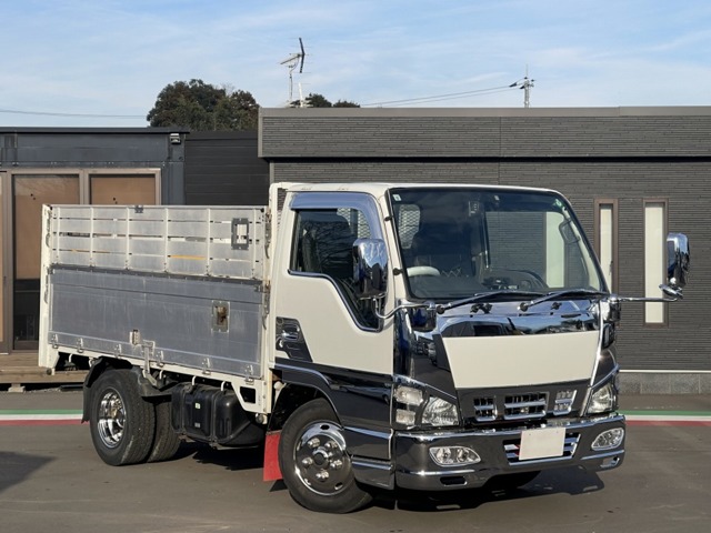 2005 Isuzu Elf