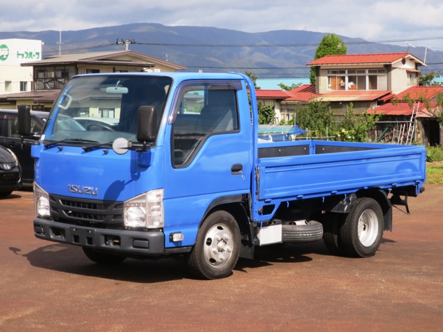 2018 Isuzu Elf
