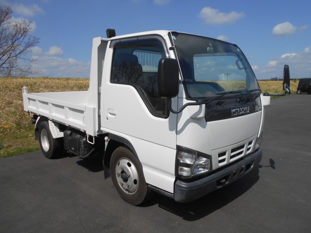 Isuzu Elf 1