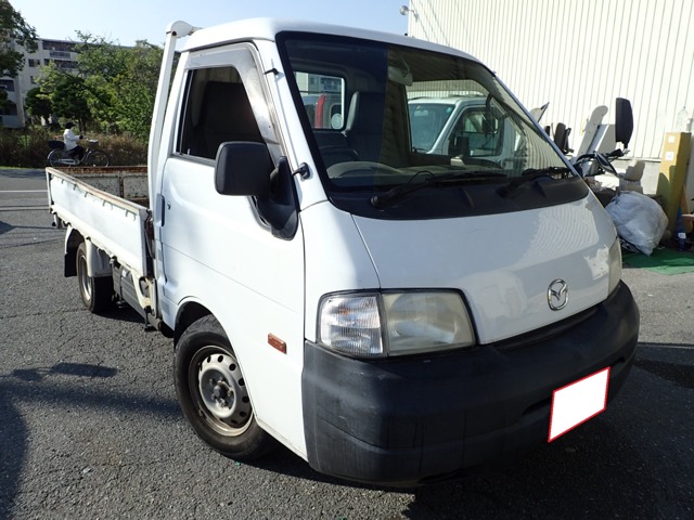 Mazda Bongo Truck 1