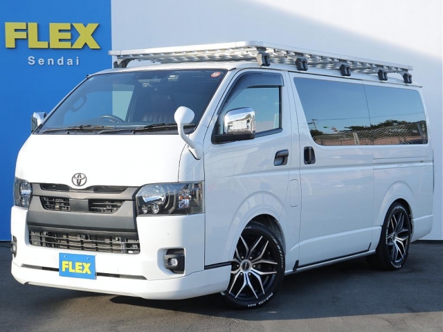 Toyota Hiace Van 1