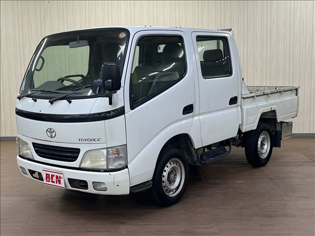 Toyota Toyoace 1