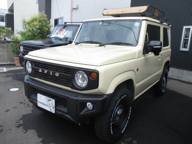 Suzuki Jimny 1