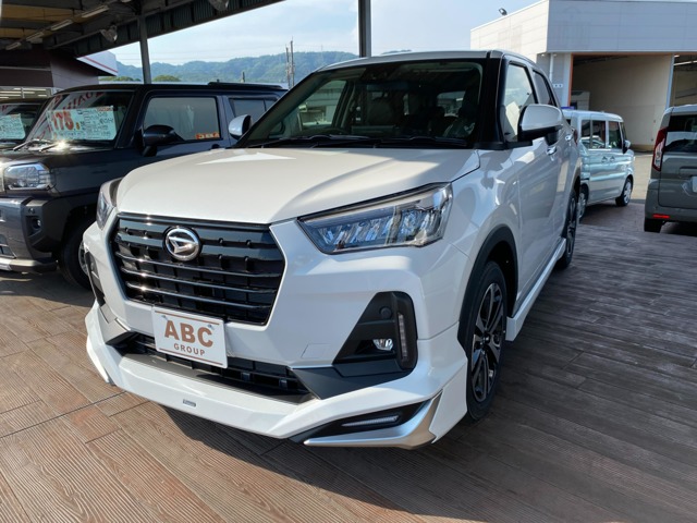 Daihatsu Rocky 1