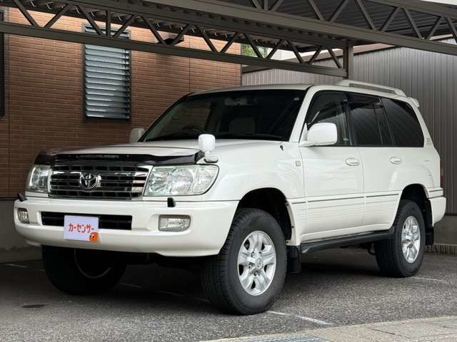Toyota Land Cruiser 100 2