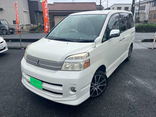 2006 Toyota Voxy