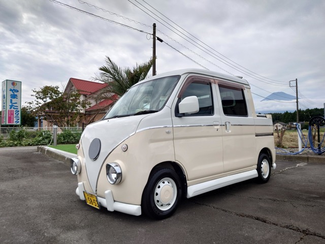 Daihatsu Hijet Deck Van 1