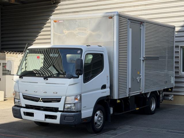 Mitsubishi Fuso Canter 1