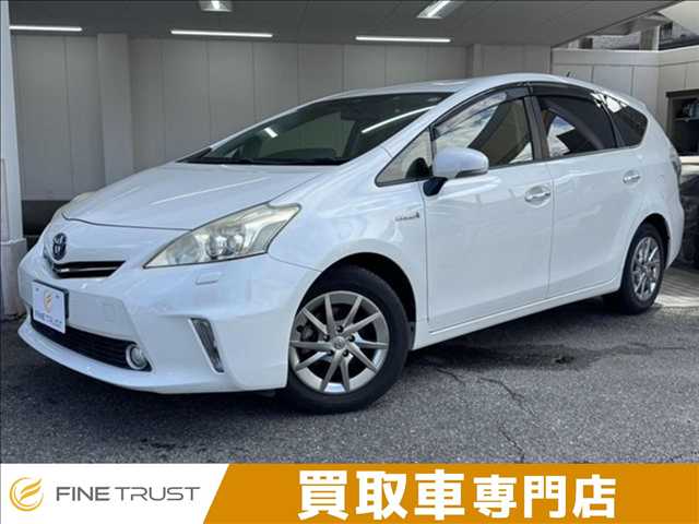 2013 Toyota Prius α