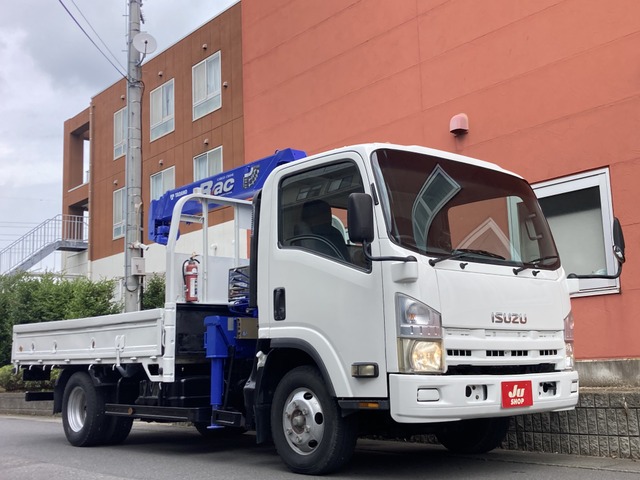Isuzu Elf 1