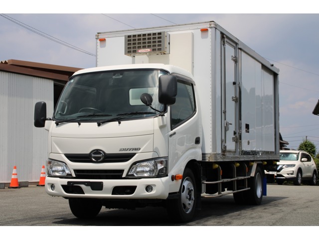 Hino Dutro 1