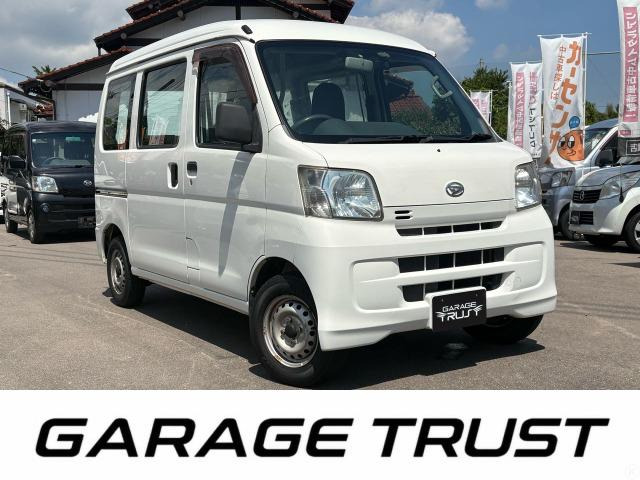 Daihatsu Hijet Cargo 1
